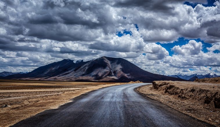 ৫৬ বছর বয়স্কা