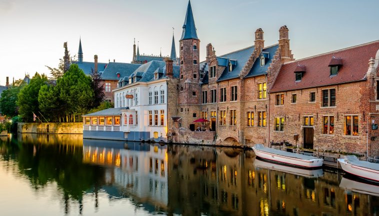 10 Gorgeous Canal Cities that are Worth Every Penny