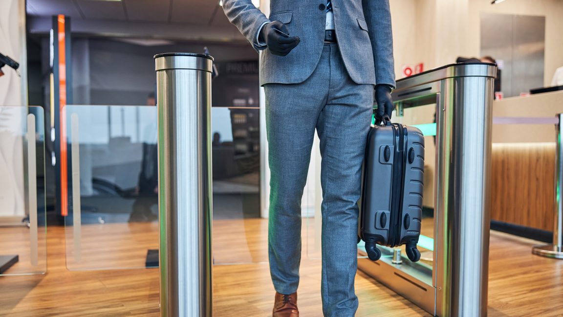 শাহজালাল বিমানবন্দরে ই-গেট ইমিগ্রেশন