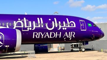 বাংলাদেশের আকাশে চোখ দিয়েছে রিয়াদ এয়ার