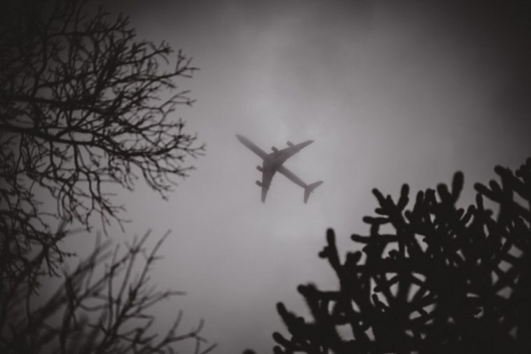 ঢাকার ঘন কুয়াশায় নামতে না পেরে বিমান গেল ভুটান