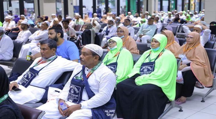 বিমানের হজ ফ্লাইট চট্টগ্রাম থেকে শুরু