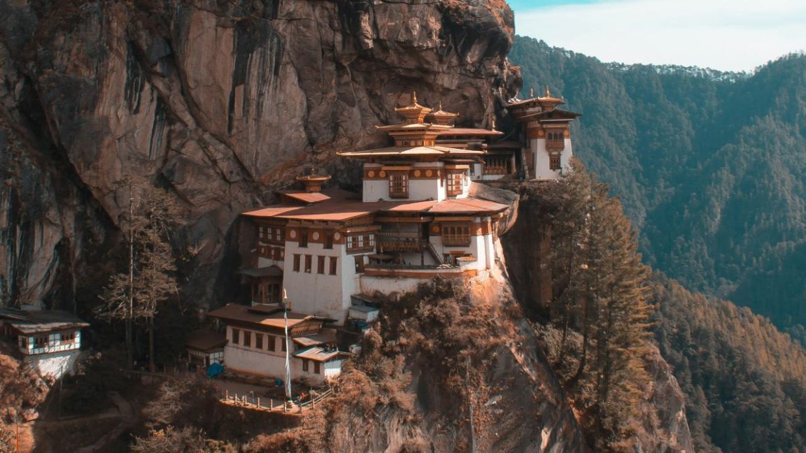 ভুটানে ভিসা-মুক্ত ভ্রমণের অফার বাংলাদেশ সহ ৩টি দেশের জন্য