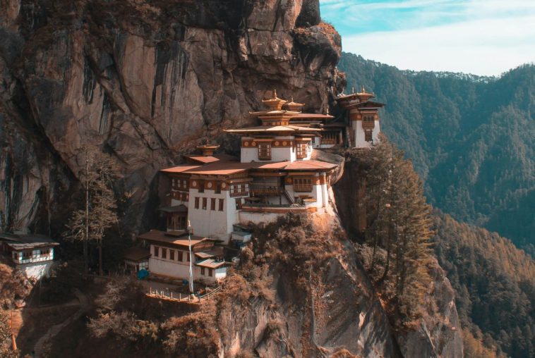 ভুটানে ভিসা-মুক্ত ভ্রমণের অফার বাংলাদেশ সহ ৩টি দেশের জন্য