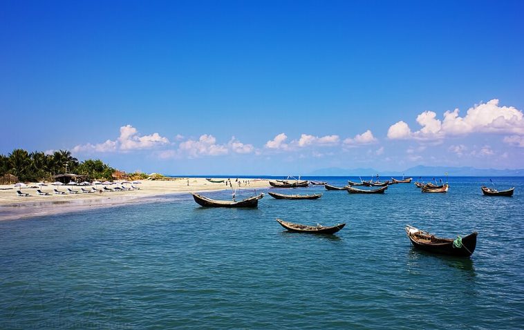 সেন্ট মার্টিনে টেকসই পর্যটন নিশ্চিত করতে সরকারের ১২ দফা নির্দেশনা